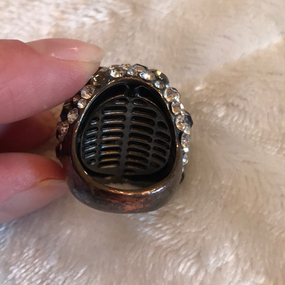FINAL 💰 Charming Charlie Sparkly Silver Ring Sz 8 - Picture 3 of 5